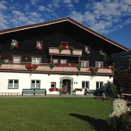 Pfindlhof Bed & Breakfast Леоганг Екстериор снимка