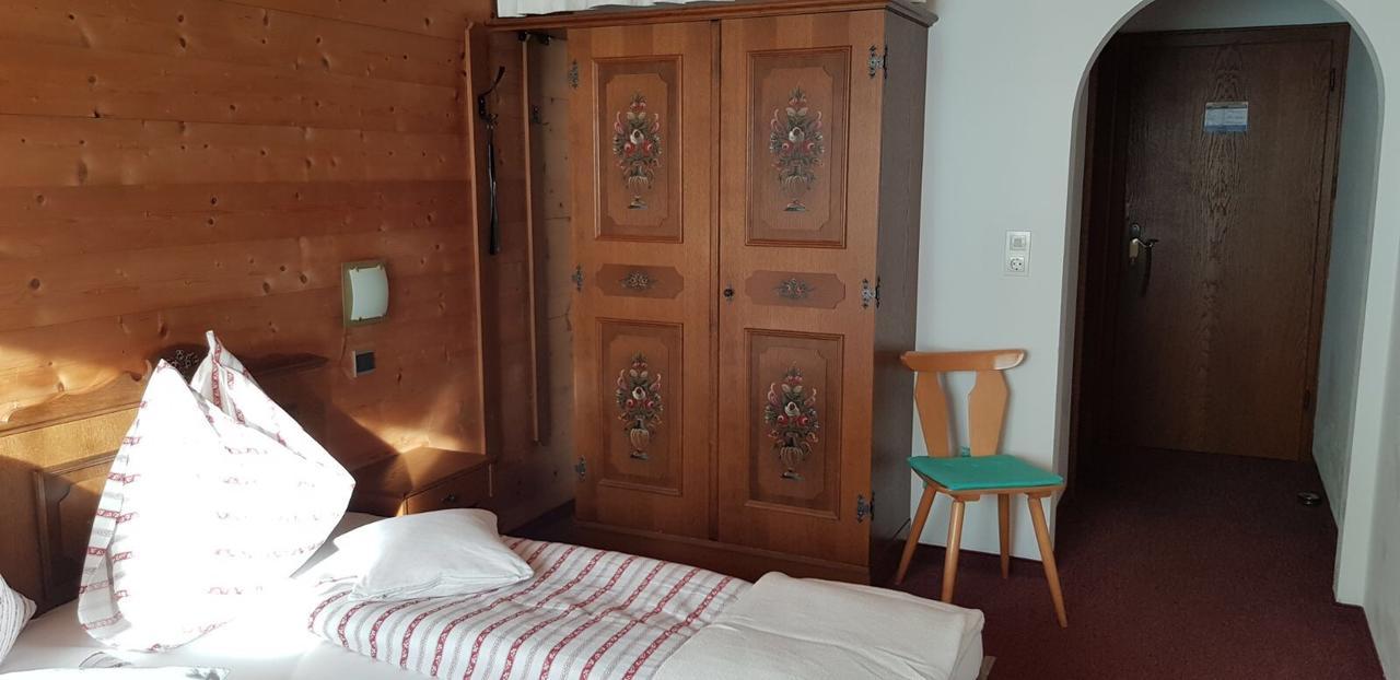 Pfindlhof Bed & Breakfast Леоганг Екстериор снимка