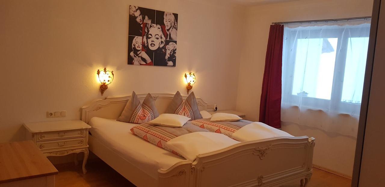 Pfindlhof Bed & Breakfast Леоганг Екстериор снимка