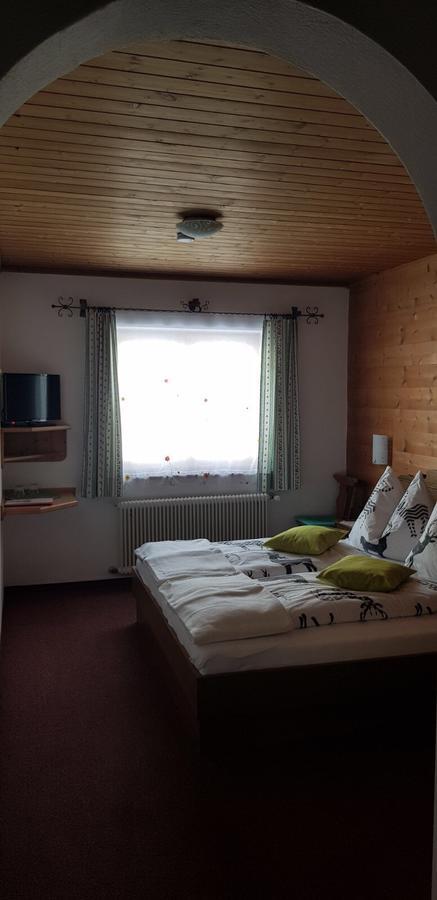 Pfindlhof Bed & Breakfast Леоганг Екстериор снимка