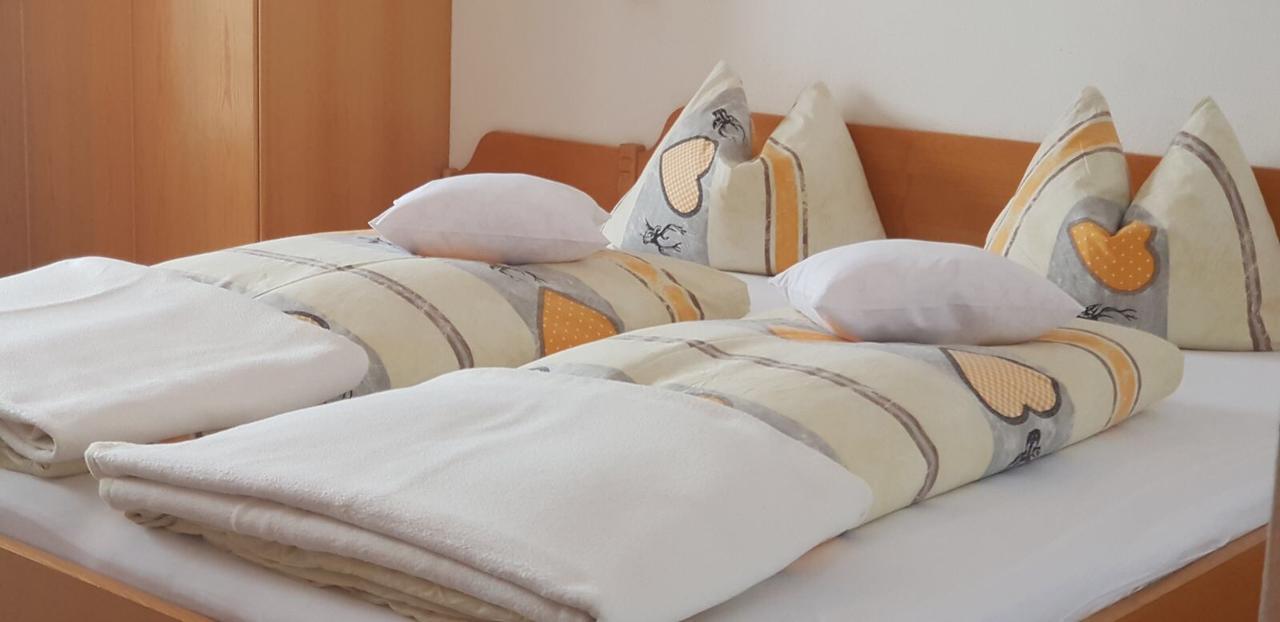 Pfindlhof Bed & Breakfast Леоганг Екстериор снимка