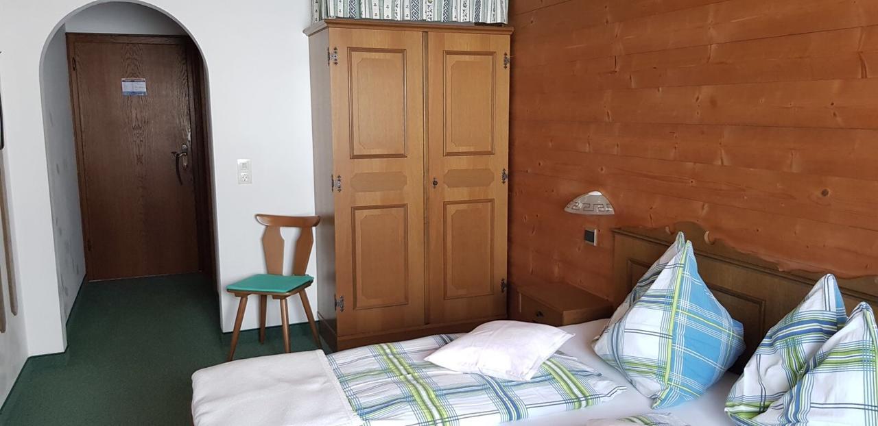 Pfindlhof Bed & Breakfast Леоганг Екстериор снимка