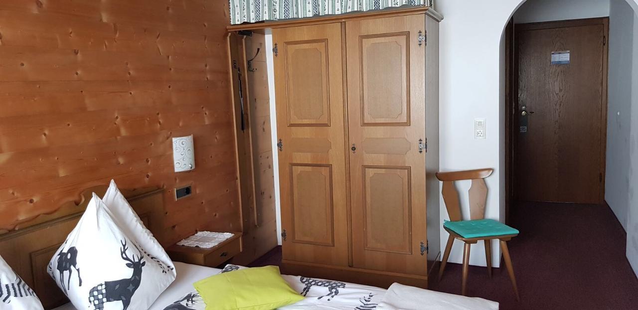 Pfindlhof Bed & Breakfast Леоганг Екстериор снимка
