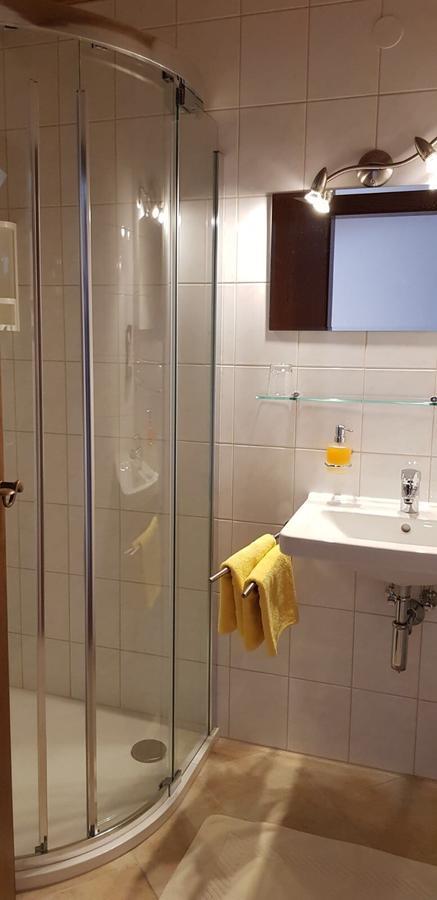 Pfindlhof Bed & Breakfast Леоганг Екстериор снимка