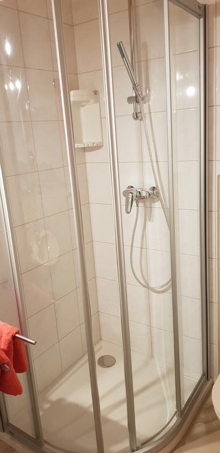 Pfindlhof Bed & Breakfast Леоганг Екстериор снимка