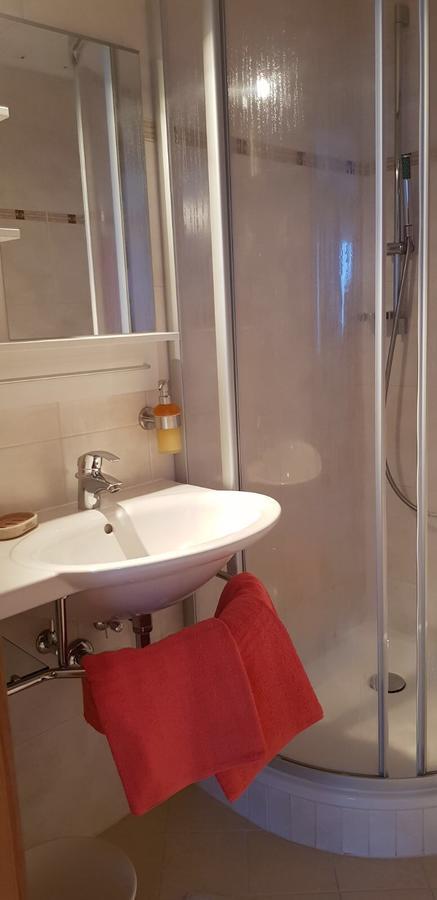 Pfindlhof Bed & Breakfast Леоганг Екстериор снимка